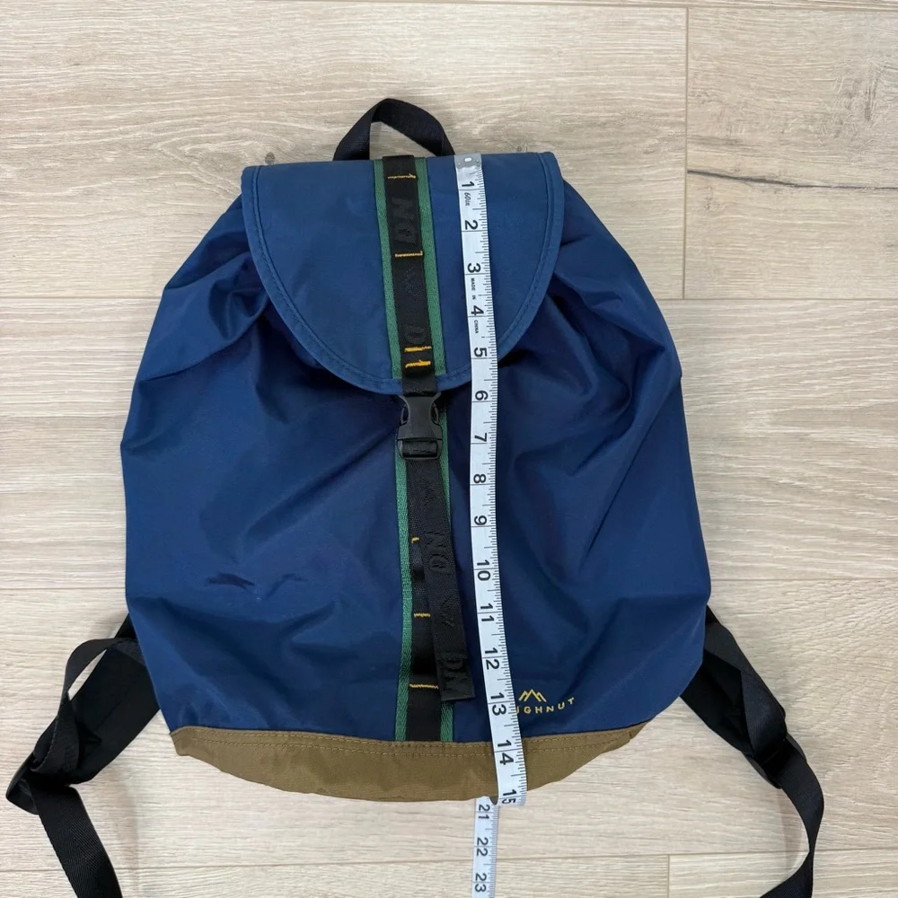 Doughnut Blue Bouncy 21L Travel Backpack